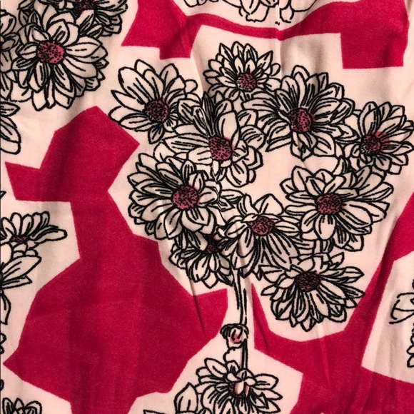 Two Left Feet Pretty In Pink Leggings - Picture 3 of 5